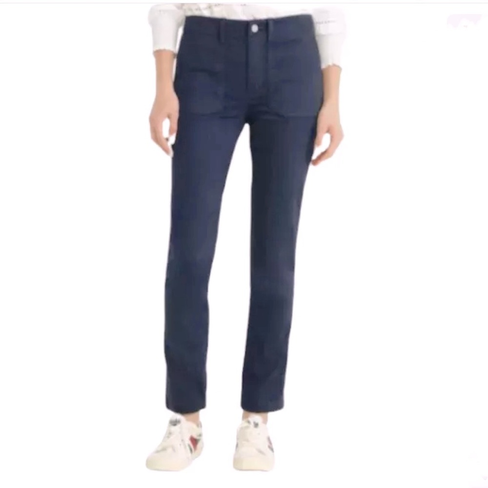 J Crew vintage straight cargo pant in navy slub sateen.  Size 26T.